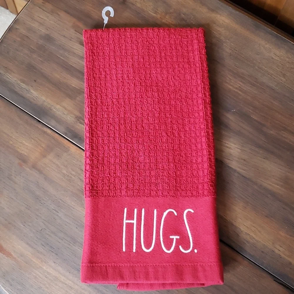 Rae Dunn NWOT Embroidered HUGS Waffle Weave Hand Towel
